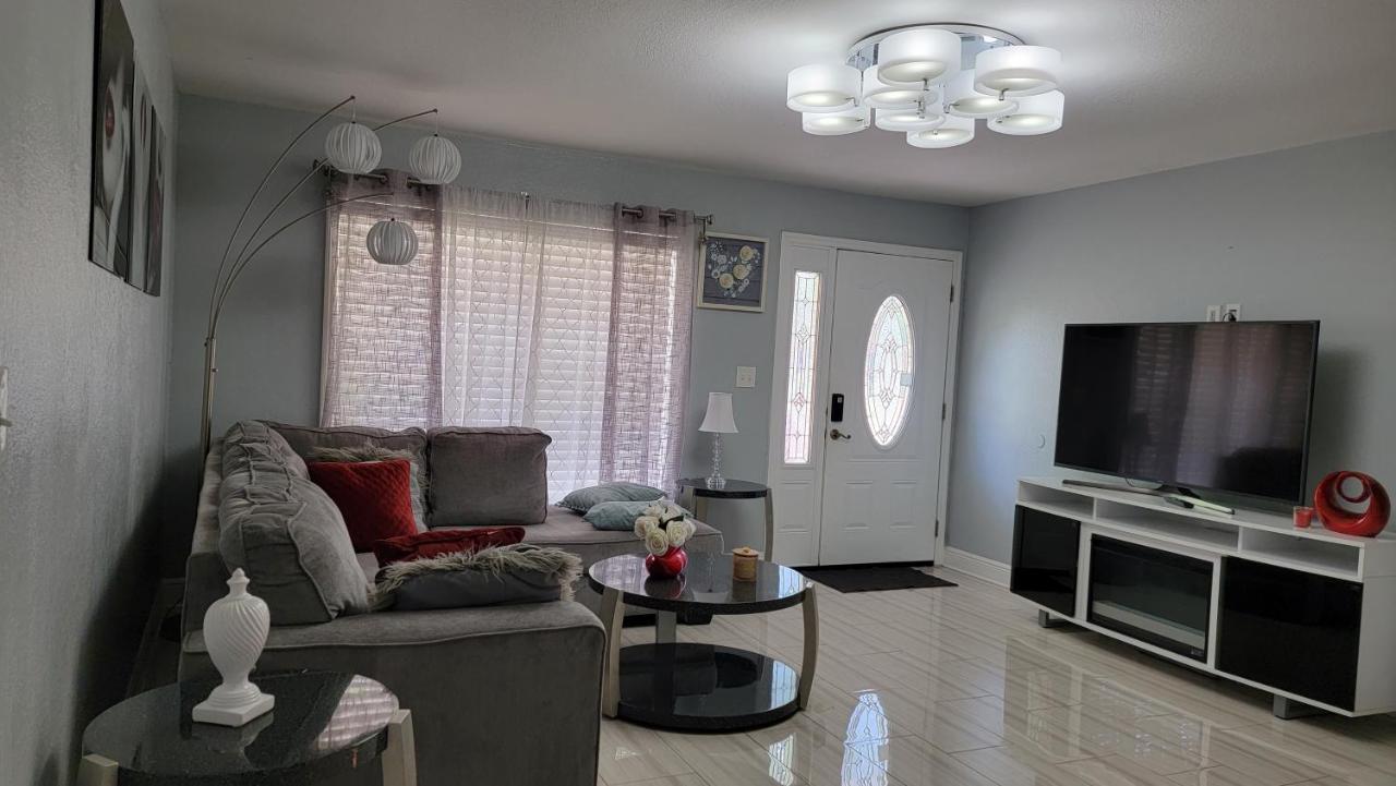 坦帕Mary'S Luxury House别墅 外观 照片